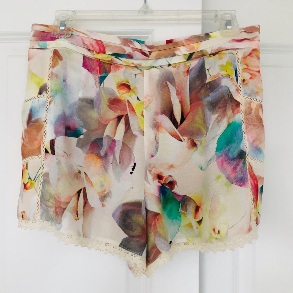 Willow & Clay Floral Shorts
